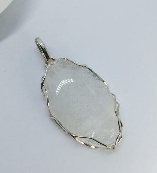 Кулон с горным хрусталем