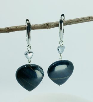 Серьги из соколиного глаза